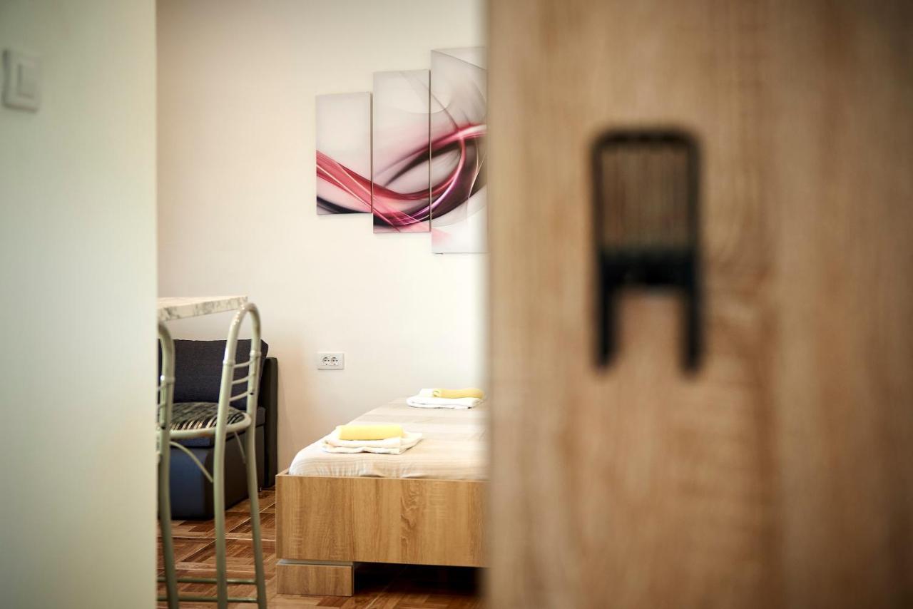 Apartments Lucija トロギール エクステリア 写真