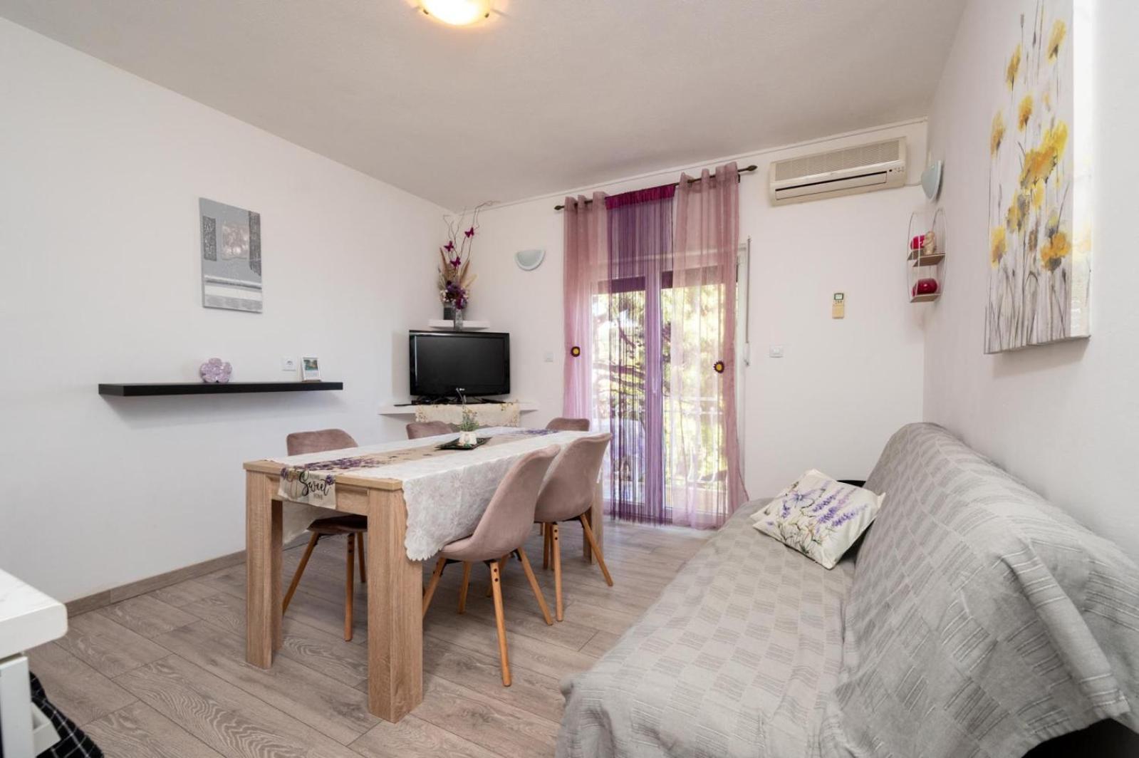 Apartments Lucija トロギール エクステリア 写真