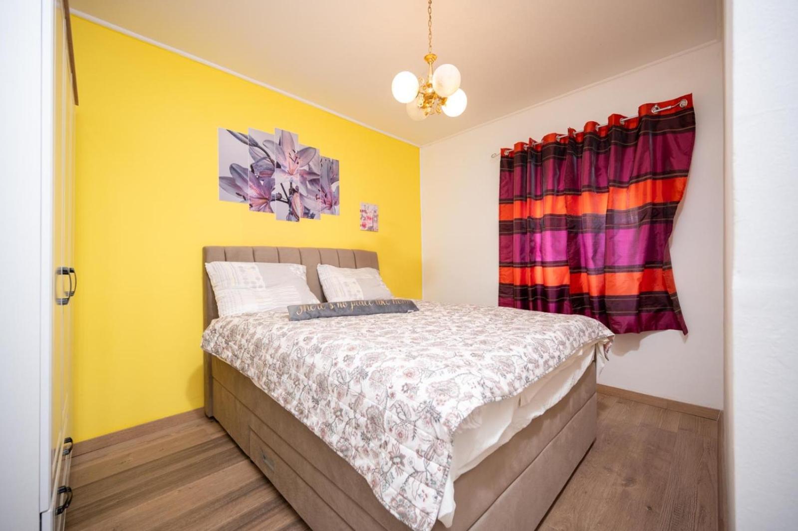 Apartments Lucija トロギール エクステリア 写真